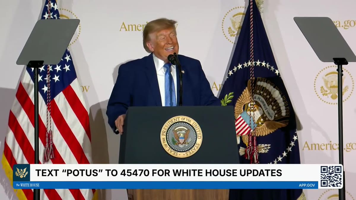 President Trump at a White House lectern with tech executives during the Sept. 29 remarks